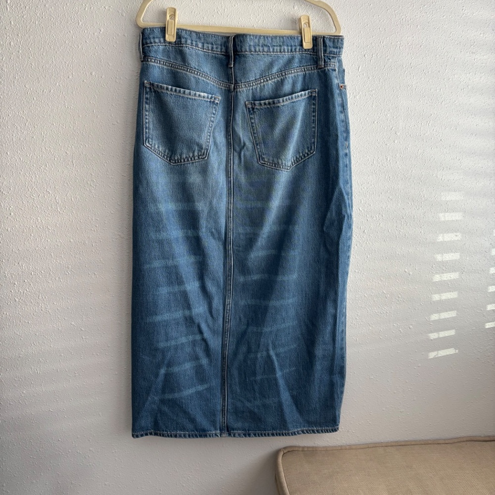 Old Navy Mid Rise Column Denim Jean Maxi Skirt With Slit - Size 12 - Picture 6 of 6